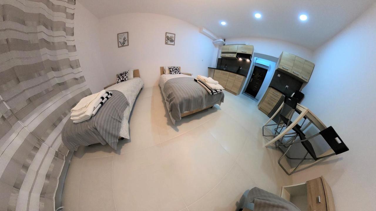 Rokicinska54 Com Apartment Лодз Екстериор снимка